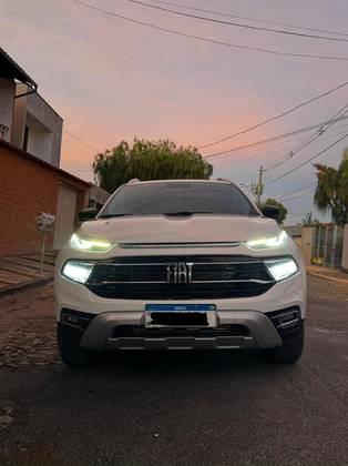 FIAT TORO 2.0 16V TURBO DIESEL VOLCANO 4WD AT9